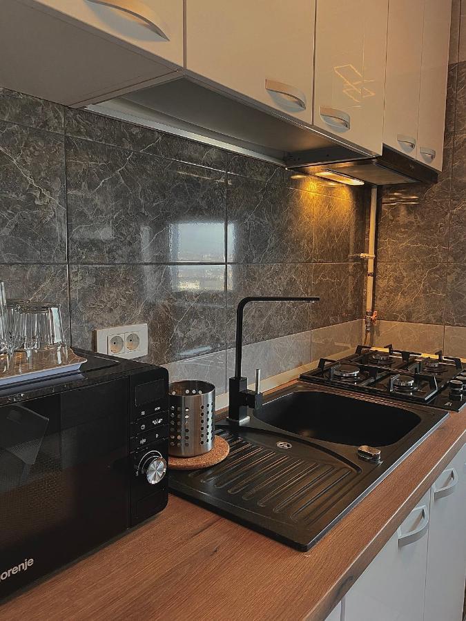 Shiro Apartment Букурещ Екстериор снимка