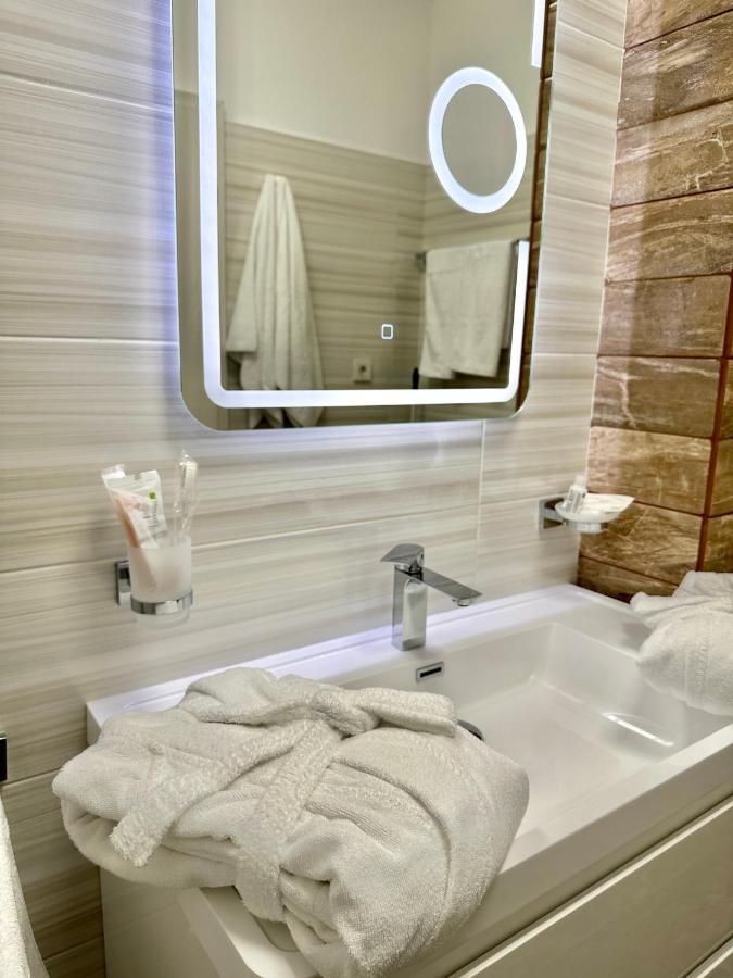 Shiro Apartment Букурещ Екстериор снимка