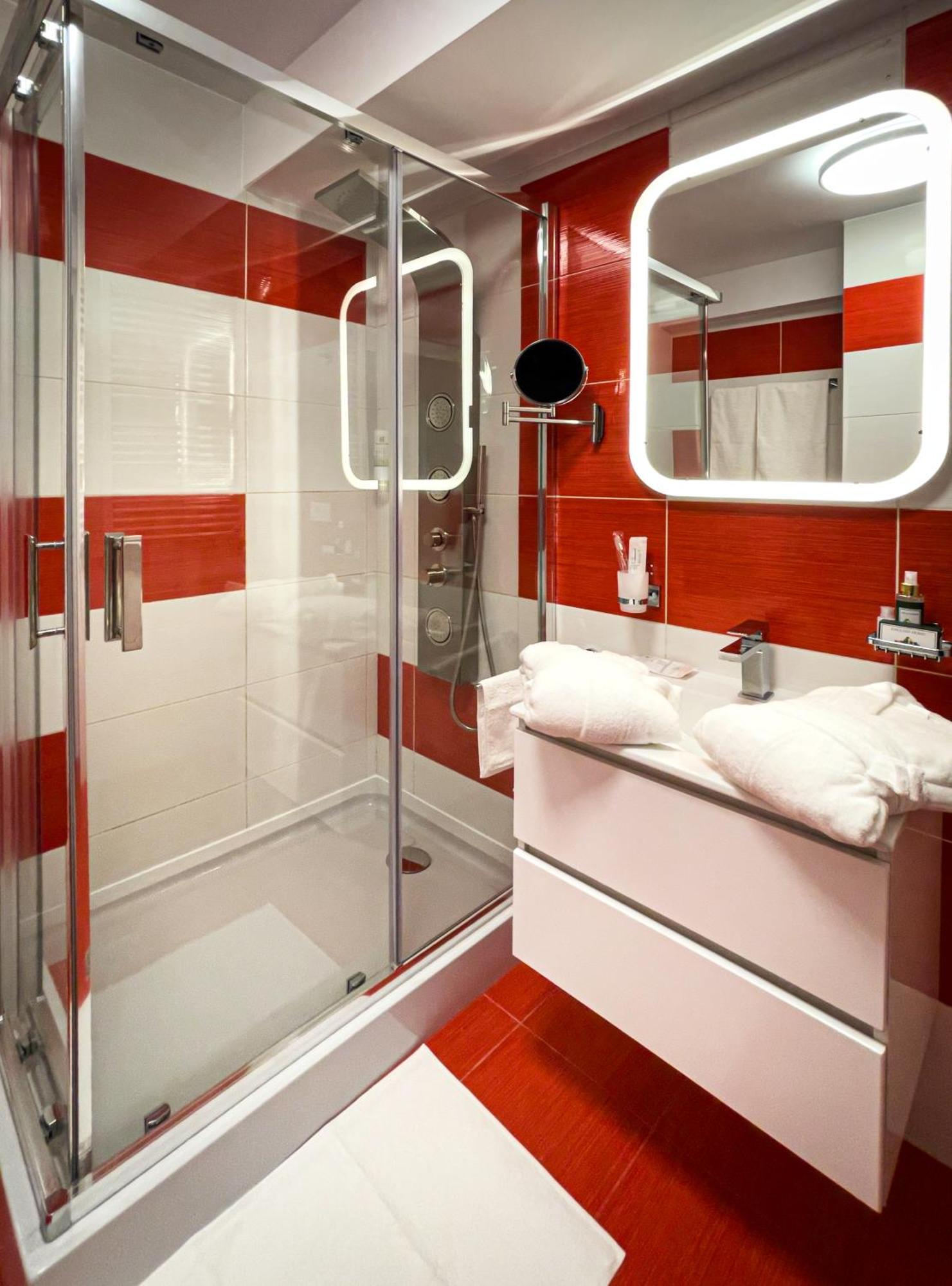 Shiro Apartment Букурещ Екстериор снимка